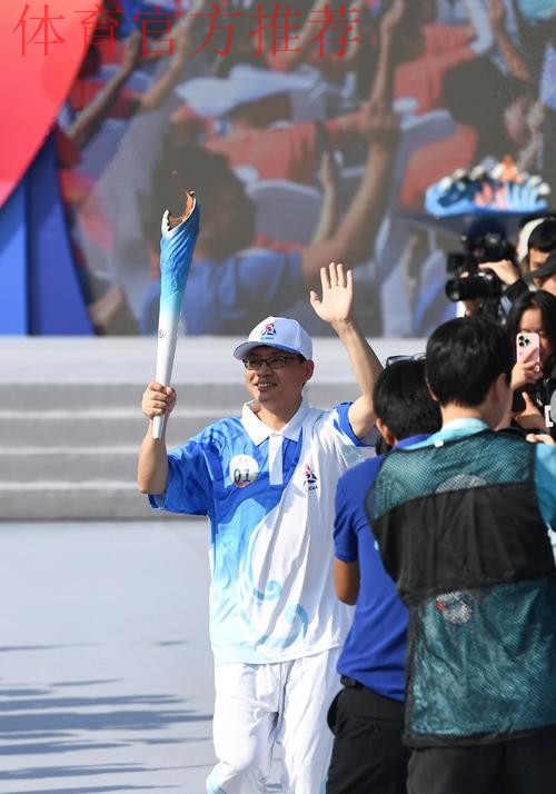 2019年中华人民共和国第二届青年运动会“民泰银行杯”室内五人制足球体校男子12-13岁组比赛顺利开幕